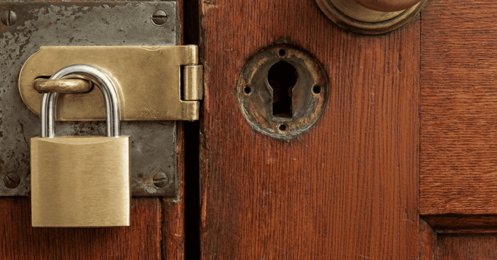 Protection concept with lock